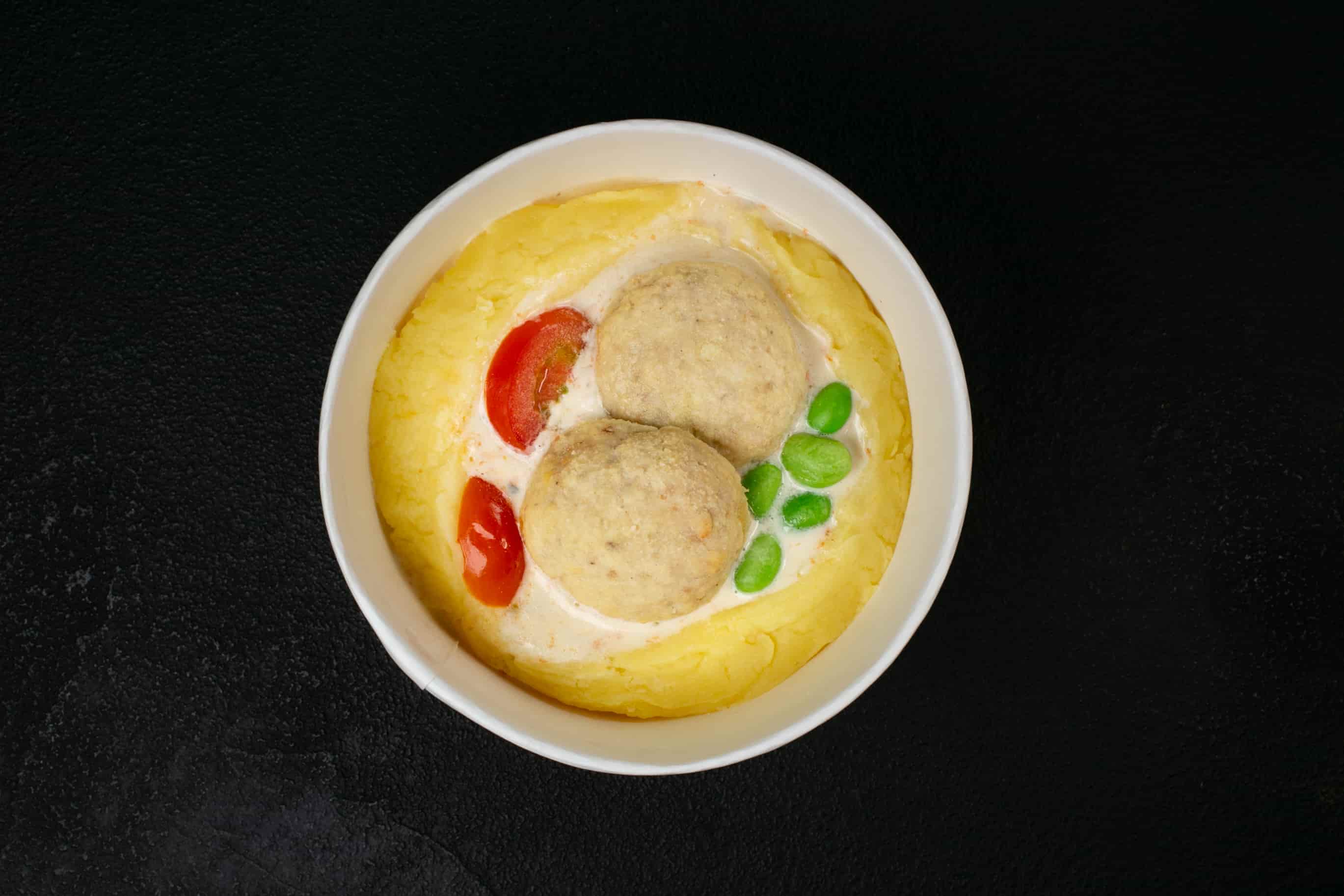 Бейбі котлетки курячі з картопляним пюре