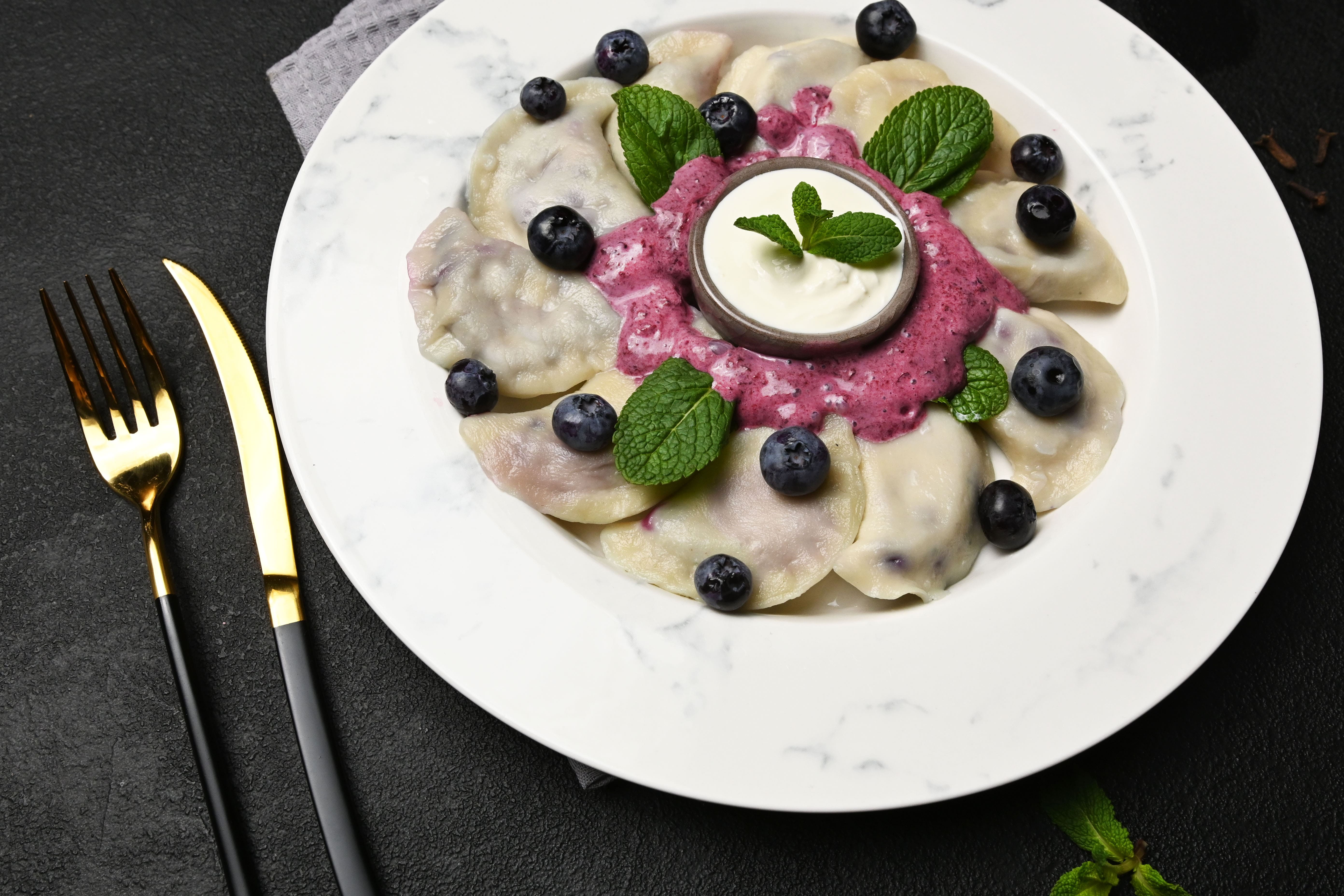 Bilberry varenyky (dumplings)