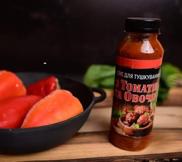 Соус для тушіння з томатів та овочів