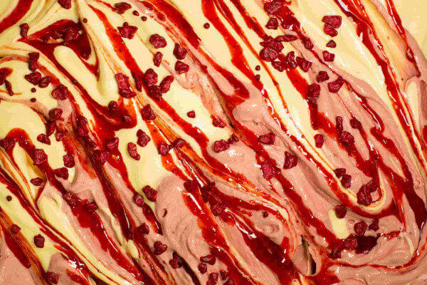 Джелато Сабайоне-Полуниця