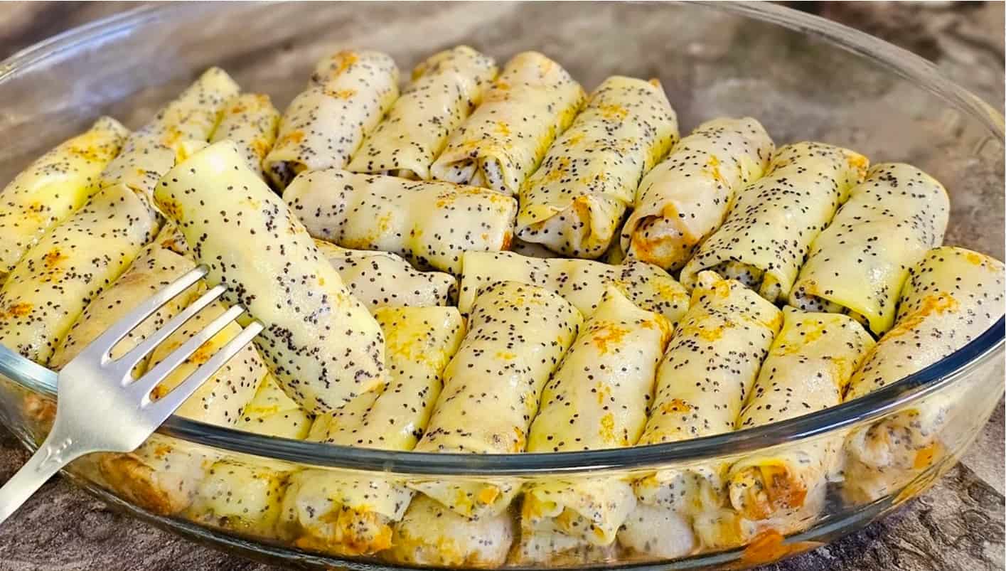 Макові бейбі млинчики з сиром та корицею