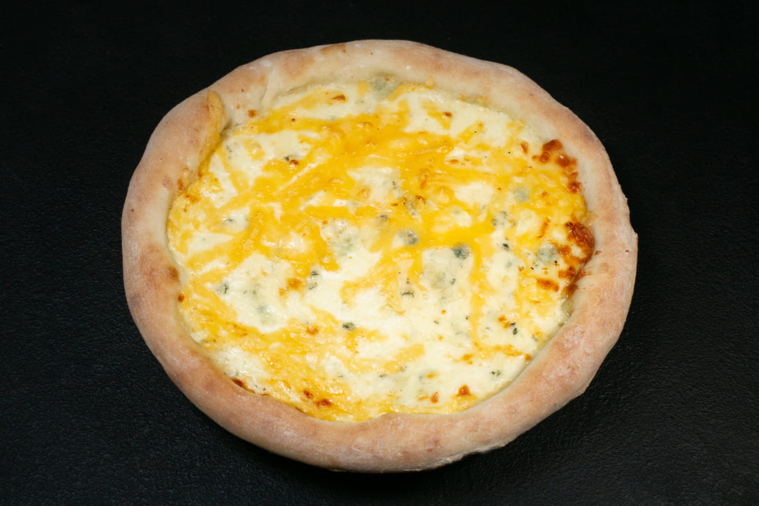 Pizza Syrová