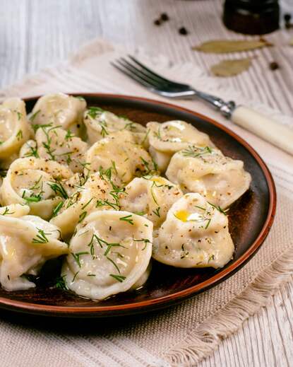 Pelmeni (Maultaschen) mit Schweinefleisch