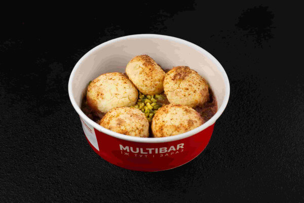 Сирники безлактозні з крем-смузі банан-полуниця