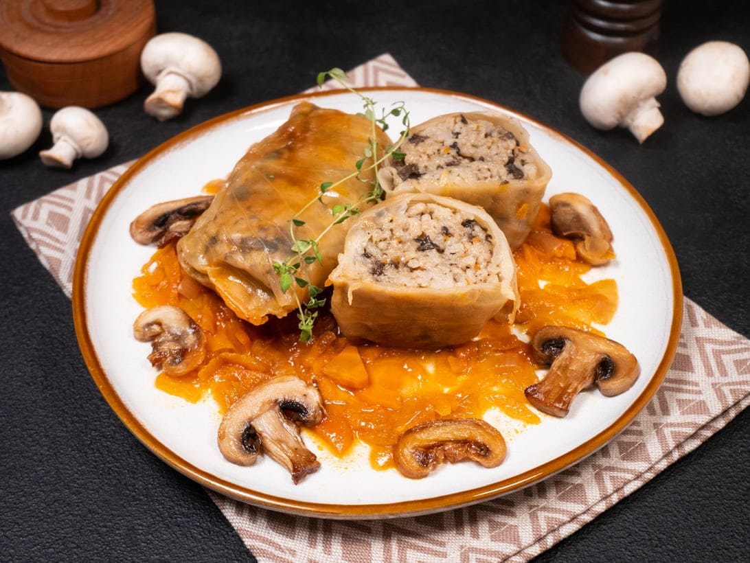 Mushroom cabbage rolls