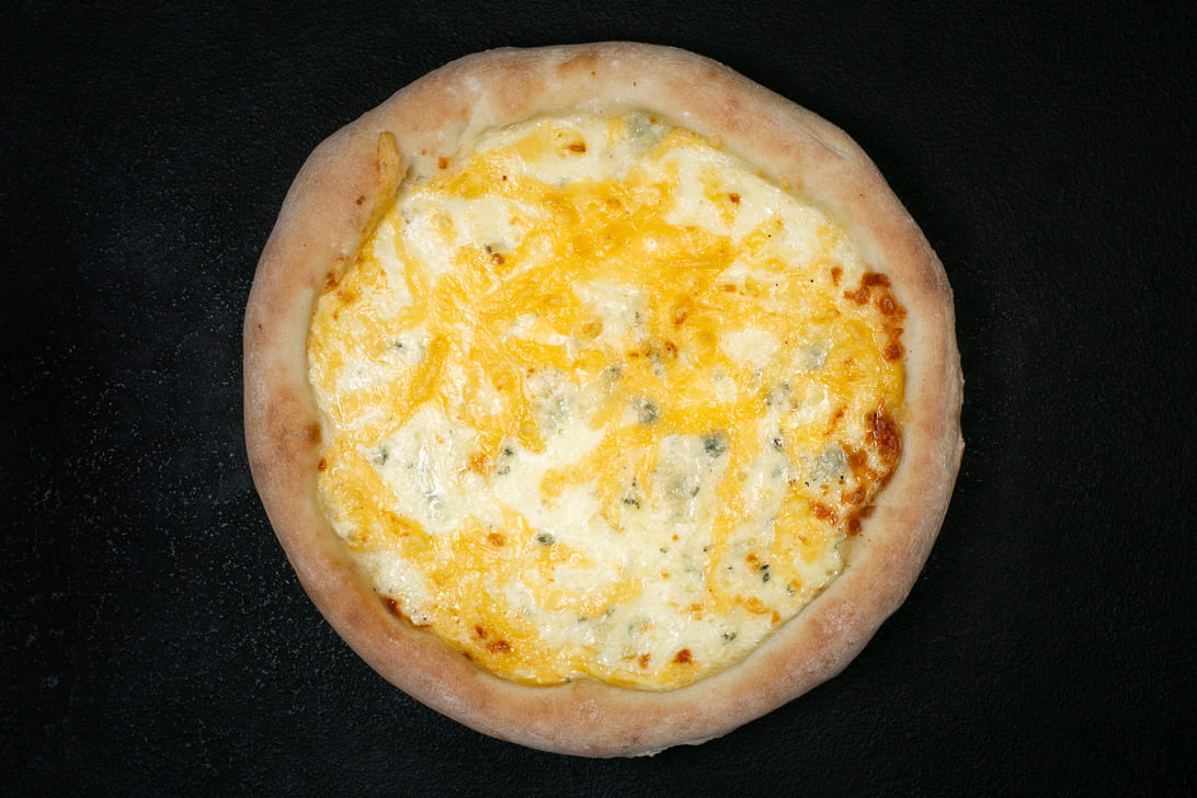 Pizza Syrová