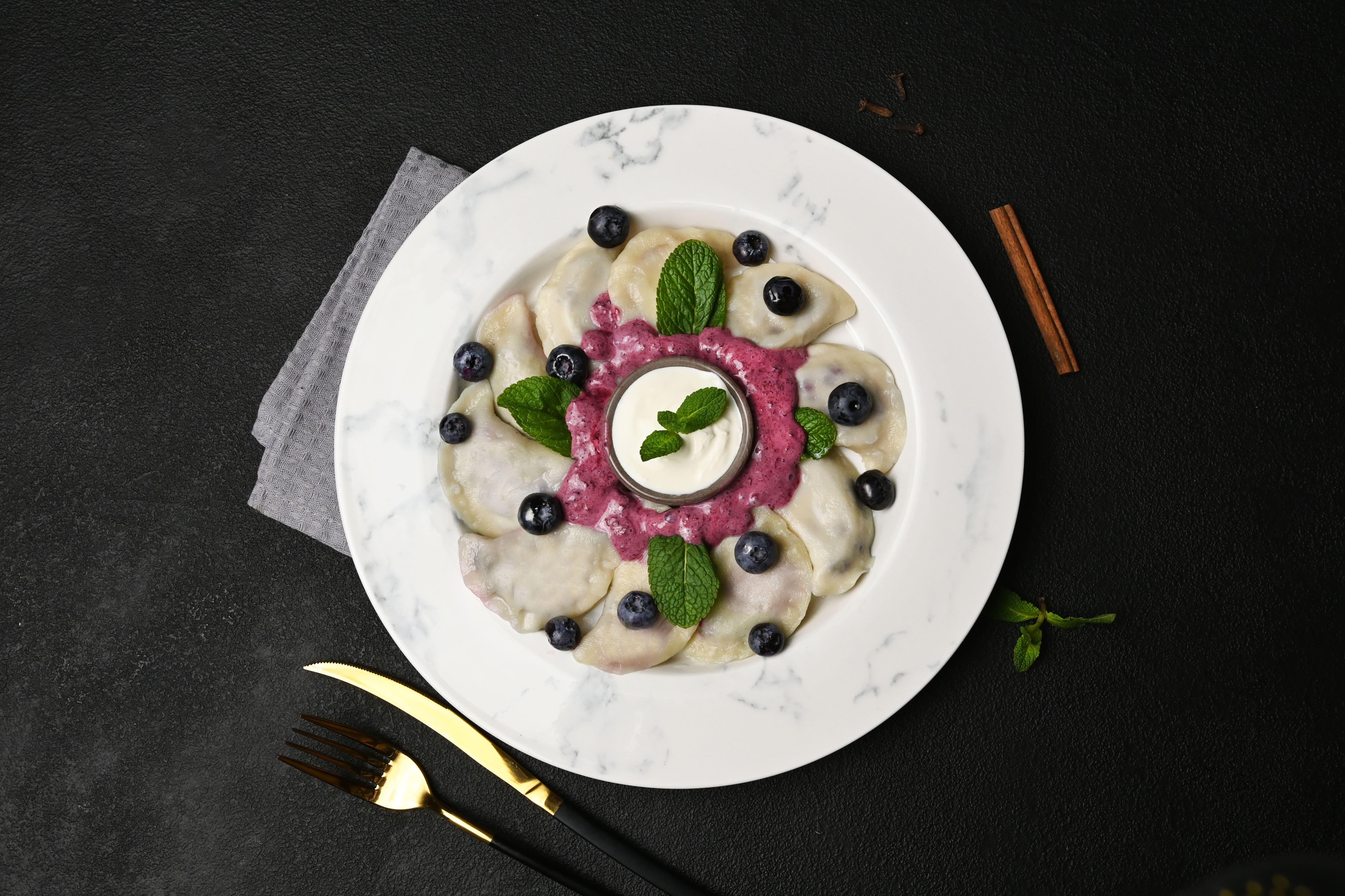 Bilberry varenyky (dumplings)