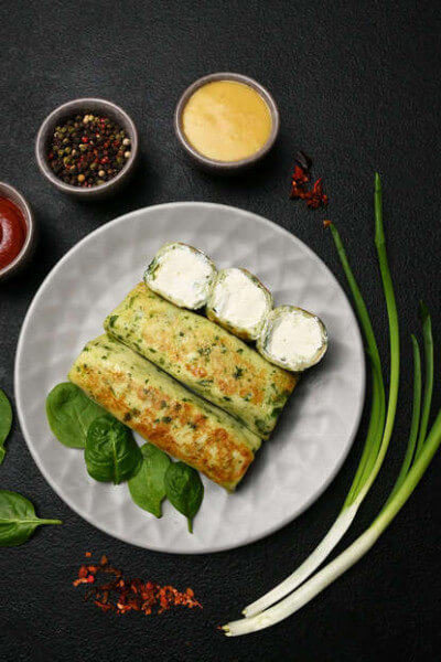 Spinach and cream cheese crepes